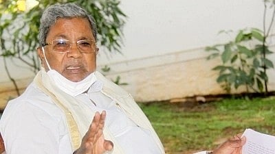 India, Karnataka should be AIDS free in next 5 years: Siddaramaiah