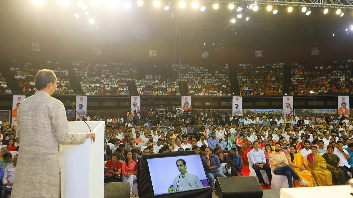 Uddhav Thackeray addressing the Janata Nyayalaya (photo: @ShivSenaUBT_/X)
