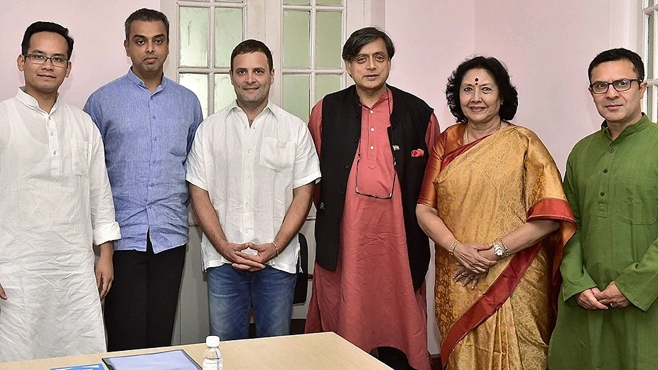 This 2017 photo of Milind Deora (2nd L) on literally Rahul Gandhi's right hand, with then regional coordinators Gaurav Gogoi (L), Shashi Tharoor, Geeta Reddy & Salman Soz (L–R), spotlights the privilege he has lost (photo: National Herald archives)