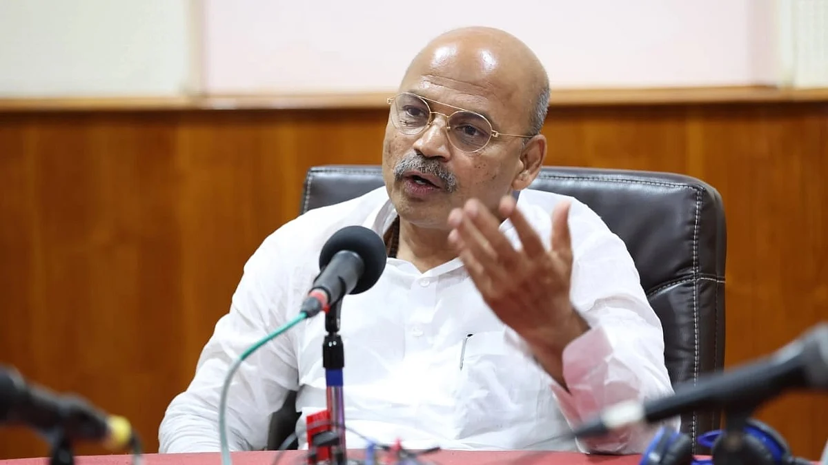 Minister Sharan Prakash Patil (pictured) directs blacklisting, filing criminal cases, and halting tenders to non-compliant firms. (photo: @S_PrakashPatil/X)