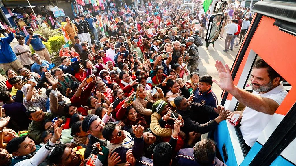 Crowds gather in Assam to greet Rahul Gandhi (photo:
@bharatjodo/X)