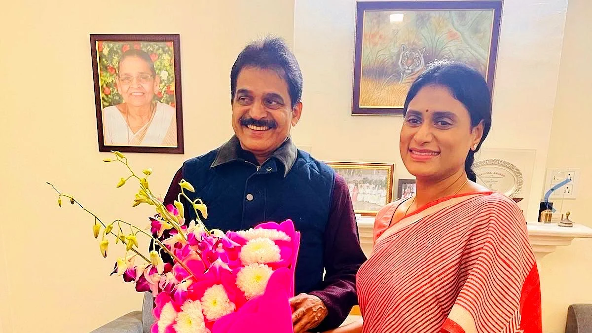 Y.S. Sharmila with Congress general secretary K.C. Venugopal (photo: @reallyssharmila/X)