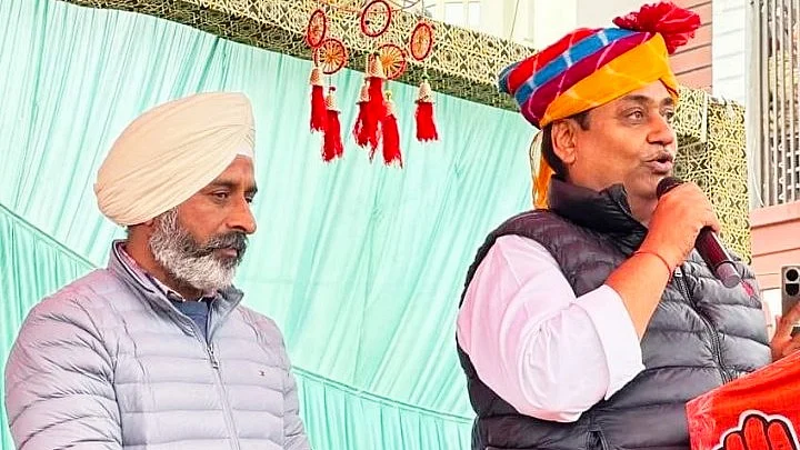 Rajasthan Congress chief Govind Dotasra (right) campaigning for Rupinder Singh Kunnar 