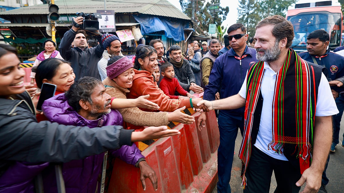 Rahul Gandhi greeting people during the Bharat Jodo Nyay Yatra (photo: @INCIndia/X)