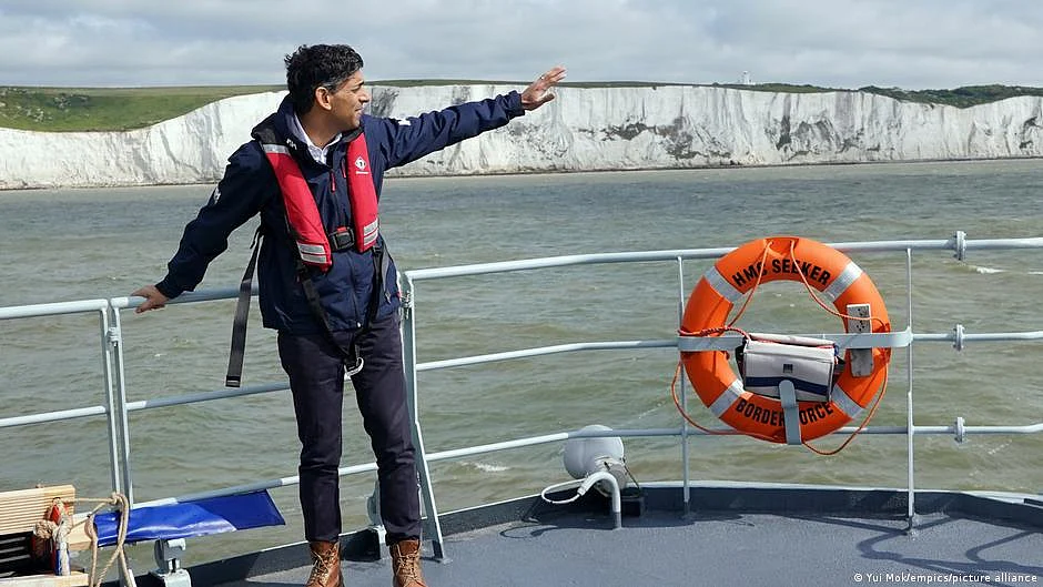 Rishi Sunak and the Conservatives have laid emphasis on migration policy in recent months. (photo: DW)