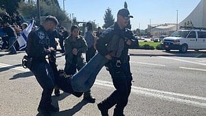 Israeli protesters reach Parliament, call for fresh elections to remove Netanyahu govt