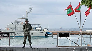 Maldives' Chinese ship move could anger India
