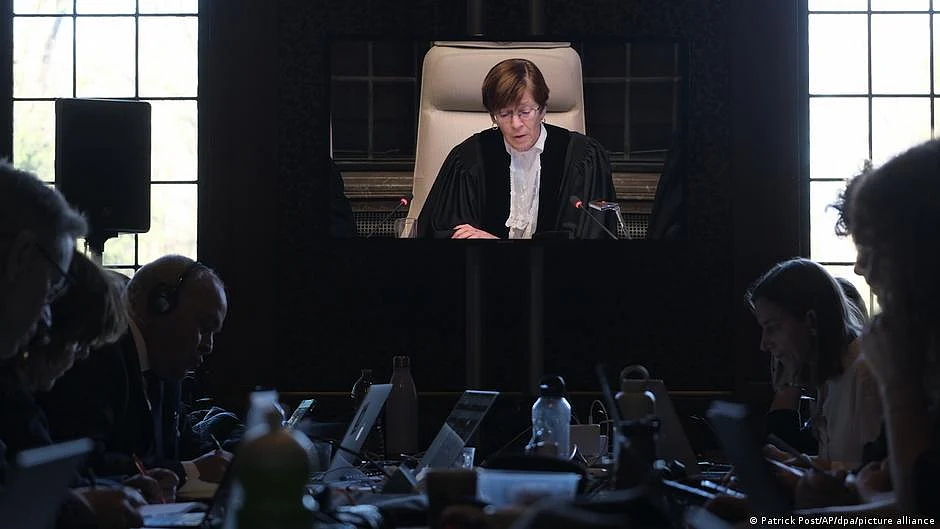 All eyes were on the ICJ ruling in The Hague on Friday, 26 January. (photo: DW)