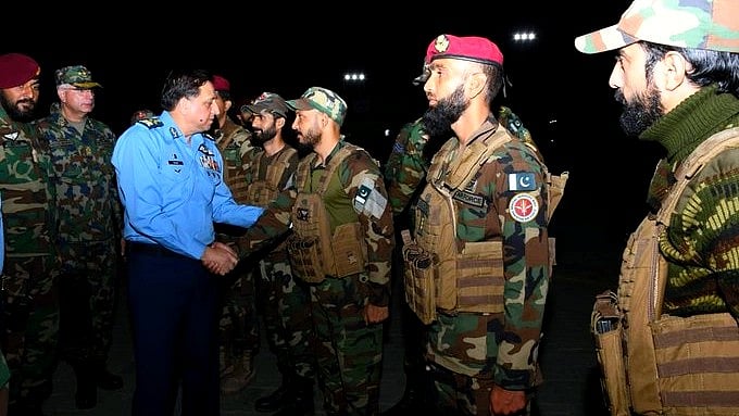 Experts, intellectuals cautious about Pakistan's attack in Iran, express hope for de-escalation