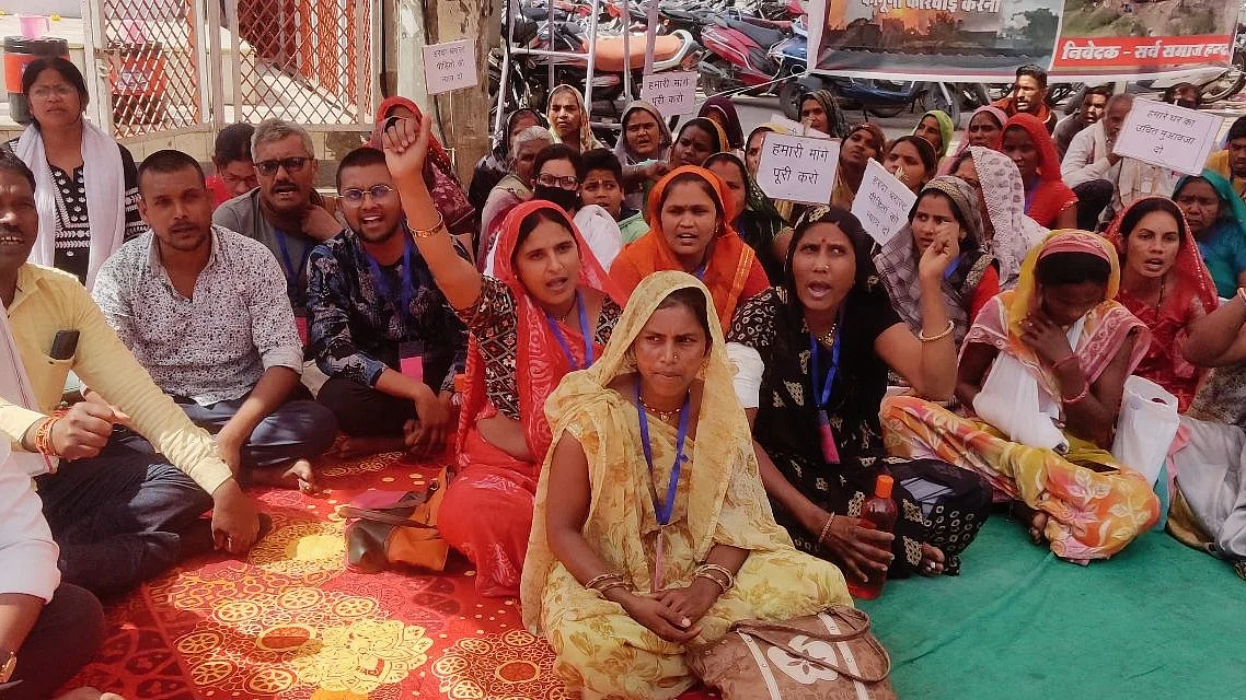 A protest meeting demanding justice for Harda (photo: @Kashish__singh_/X)