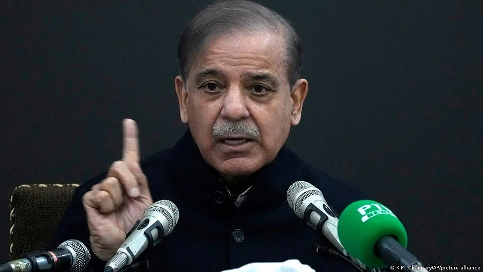 The PML-N has nominated former Prime Minister Shehbaz Sharif, Nawaz Sharif's younger brother, to lead the new government. (photo: DW)