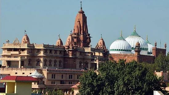 The Shahi Idgah Masjid (right) stands adjacent to the Krishna Janmabhoomi Temple, Mathura (photo courtesy @AskAnshul/X)