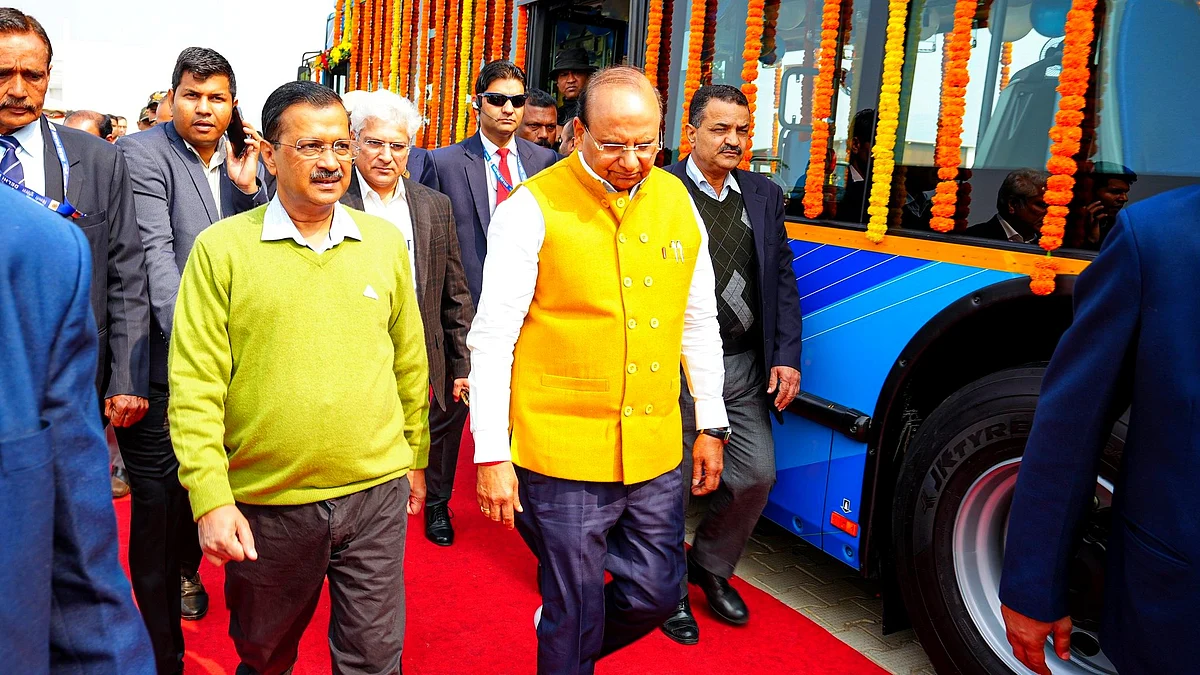 Arvind Kejriwal (left) has said he will appear before court on the next hearing date (photo: @ArvindKejriwal/X)