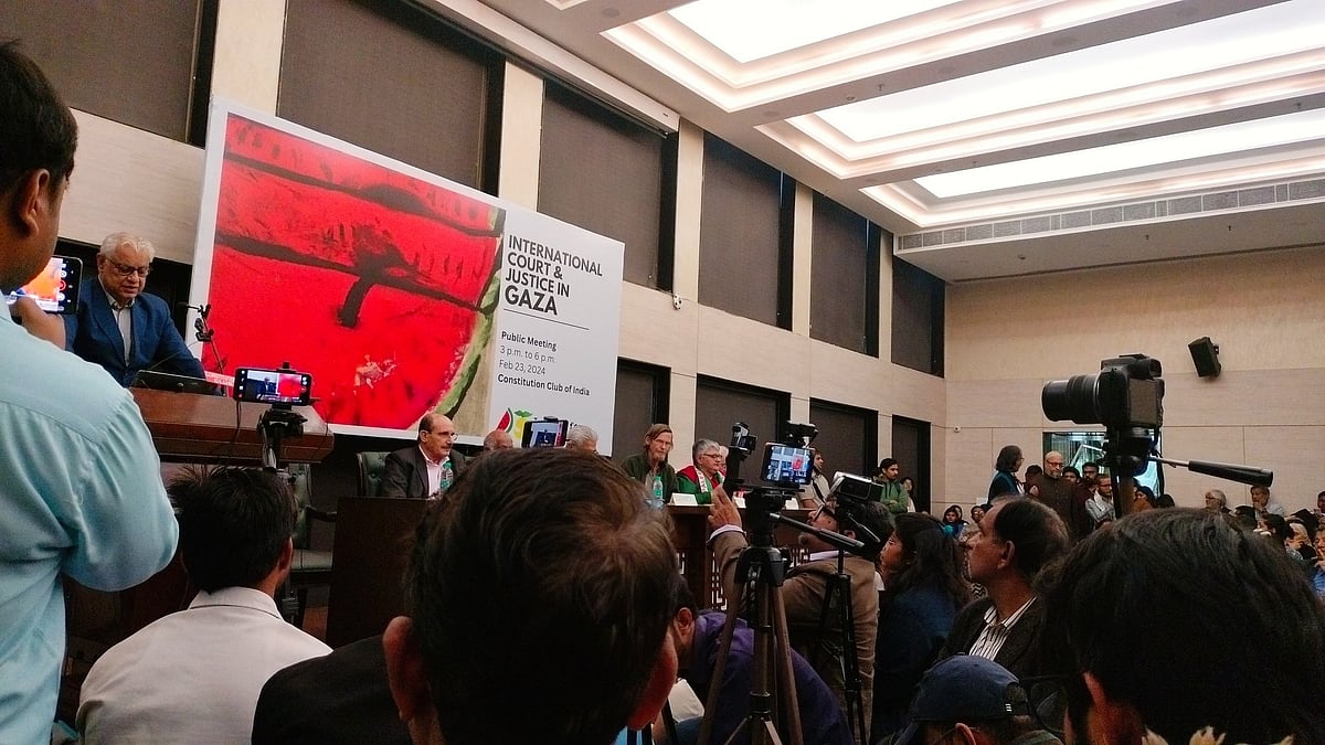 A view of the convention dais (photo: @nitin_saa/X) 