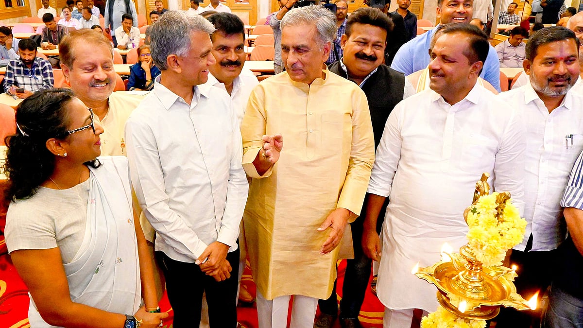 Karnataka Budget session: how the speaker plans to lure MLAs in! 