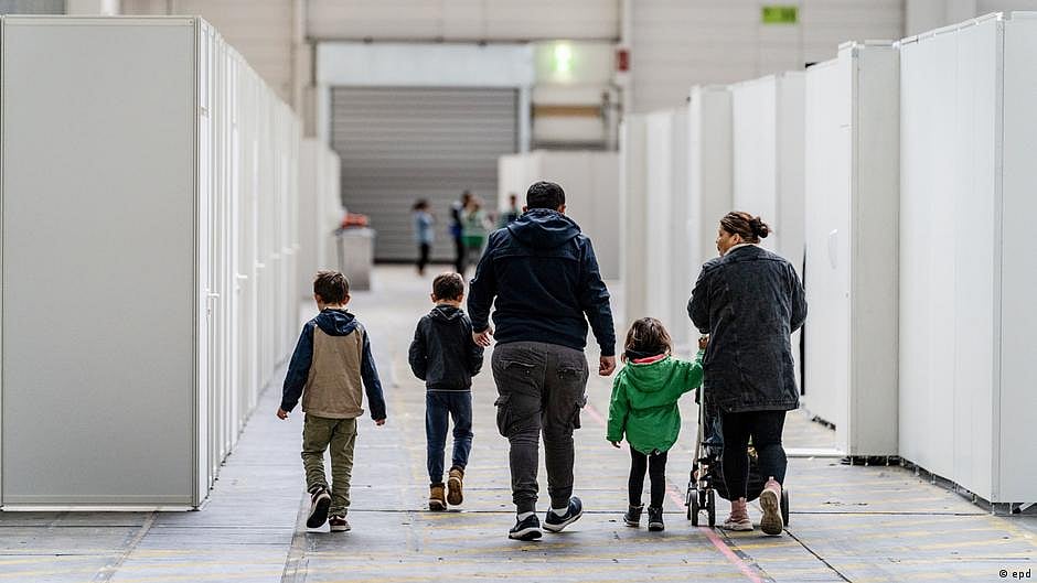 Fears about migration may push voters toward far-right parties in the upcoming EU elections (photo: DW)
