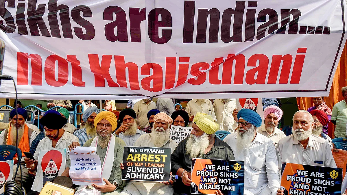 Sikhs protest outside BJP headquarters in Kolkata (photo: PTI)