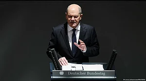 Europe should continue supporting Ukraine, reject peace of dictate: Scholz