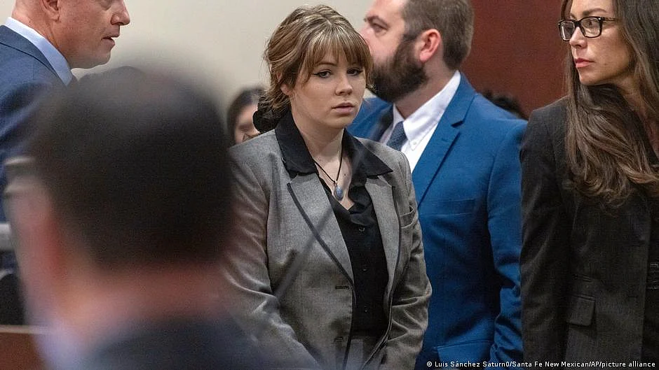 Baldwin and Gutierrez-Reed, the weapons supervisor on the set of the film, were charged in January with felony involuntary manslaughter. (photo: DW)