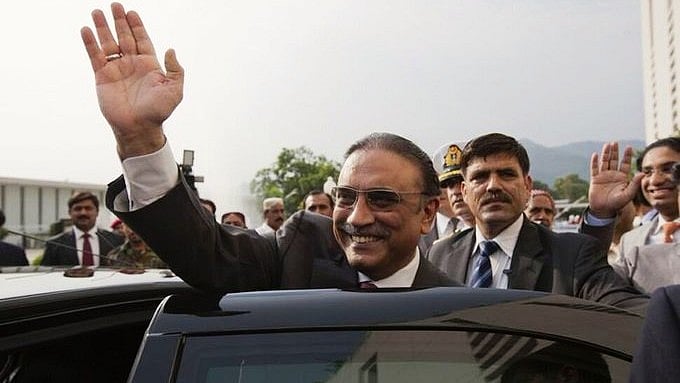 Jinping greets Zardari; says close China-Pakistan ties 'choice of history'