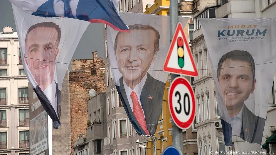 As Turkey gears up for Erdogan's 'last election', the posters and banners strung up around cities may not reflect actual 'choice' (photo: DW)