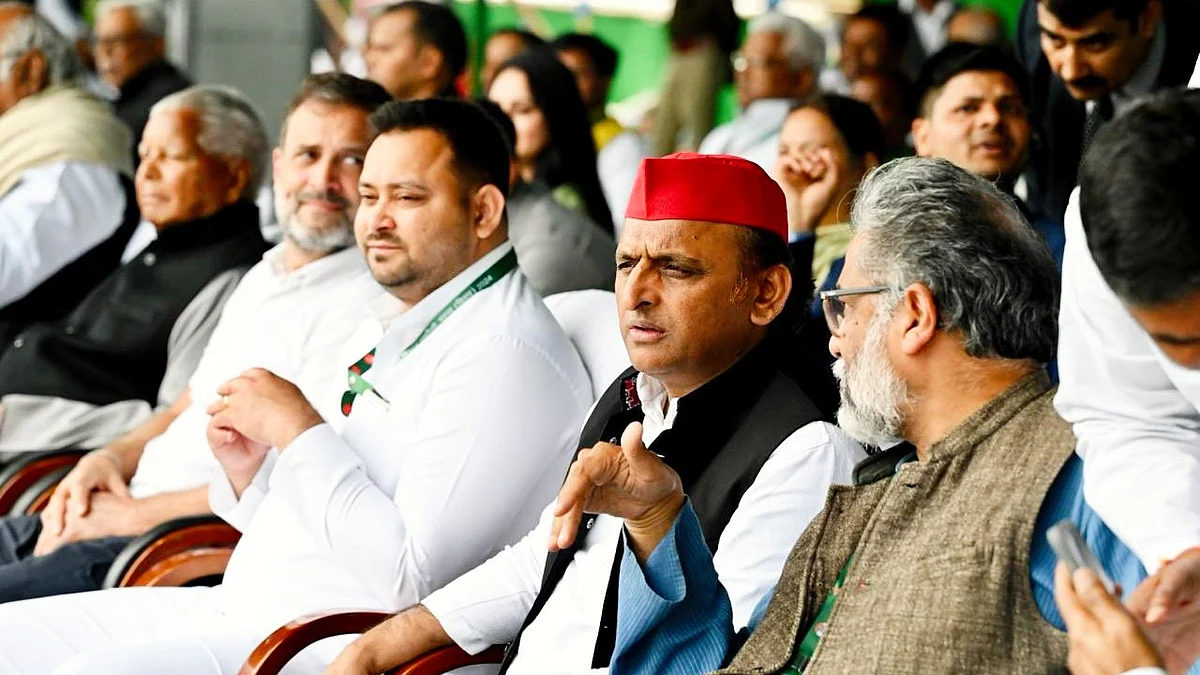 (From left): Rahul Gandhi, Tejashwi Yadav, and Akhilesh Yadav at the Jan Vishwas rally (photo: @yadavakhilesh/X)