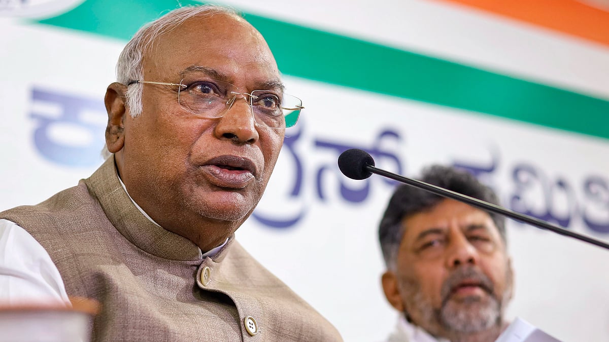 The Congress criticises the Modi govt for various injustices against workers, including declining wages and neglect of programs like MGNREGA. (labour justice) (photo: PTI)