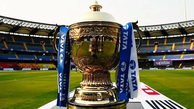 The IPL 20204 trophy (photo: BCCI)