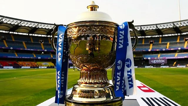 The IPL 20204 trophy (photo: BCCI)
