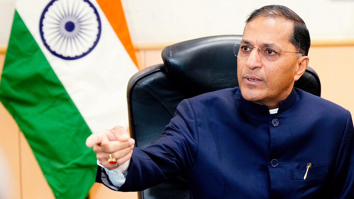 'Probe Arun Goel’s exit and SBI reluctance to share electoral bond details first'