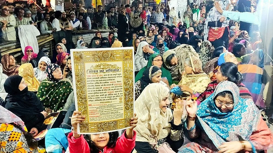 Anti-CAA protesters at Delhi's Shaheen Bagh, February 2020
(photo: @TabeenahAnjum/X)