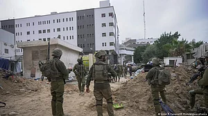 Israel also had previously raided al-Shifa hospital, where it claimed to have uncovered tunnels used as a Hamas command centre (photo: DW)