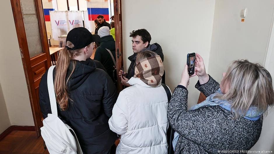 Russia: Opposition calls on voters to protest against Putin