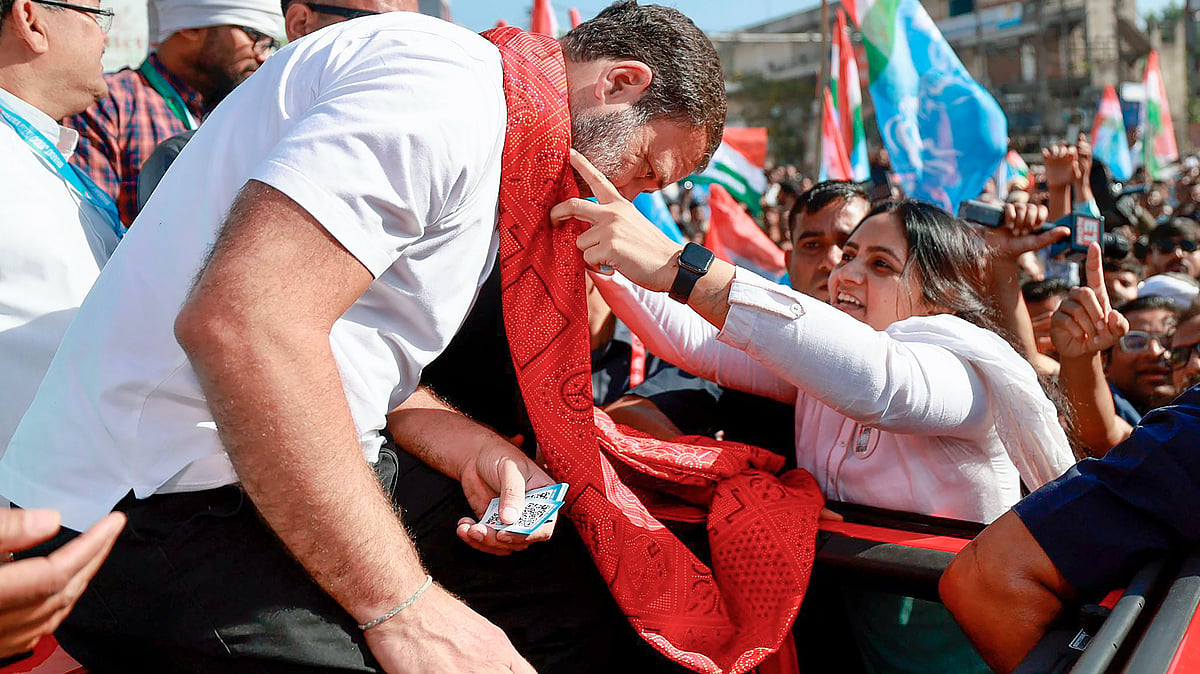 Rahul Gandhi with supporters during the Bharat Jodo Nyay Yatra in Dahod, Gujarat (photo: PTI)