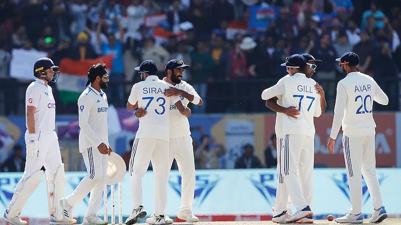 Indian team celebrates after wrapping up the series