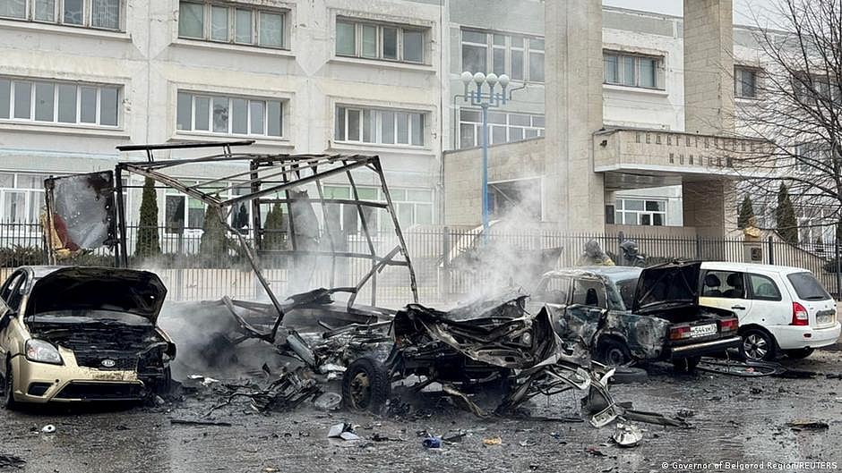 Russia and Ukraine launch aerial attacks amid proposed ceasefire talks