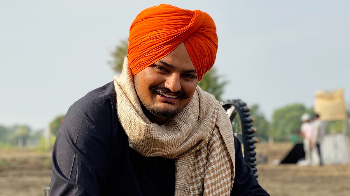 Sidhu Moosewala’s parents protest outside SSP office over delay in FIR in royalty dispute