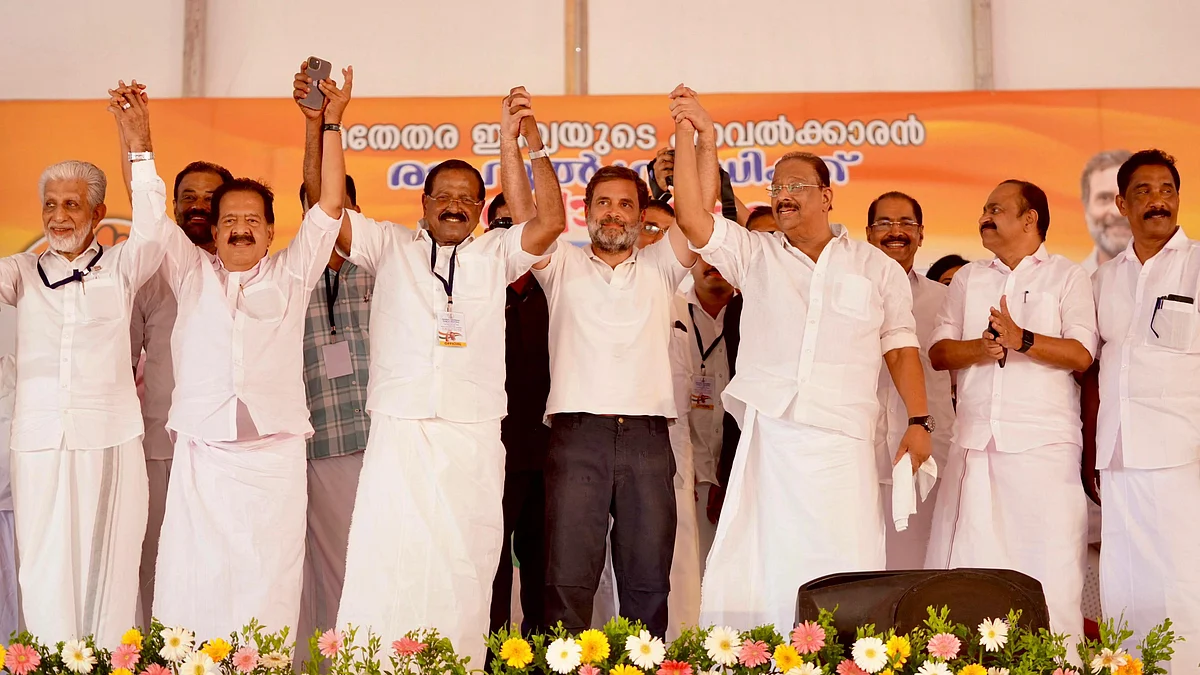 Congress leader Rahul Gandhi addressed a massive election rally in Kannur (photo: @INCIndia/X)