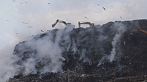 Ghazipur landfill blaze sparks political furore