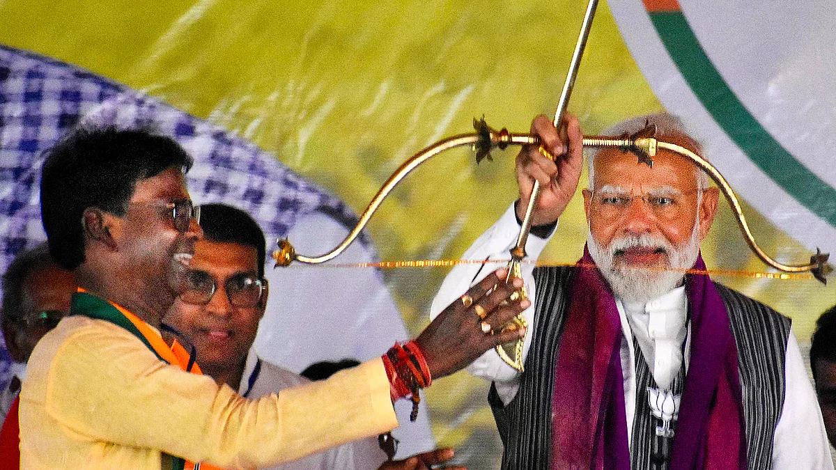 Narendra Modi at an election rally in Malda, West Bengal (photo: PTI)
