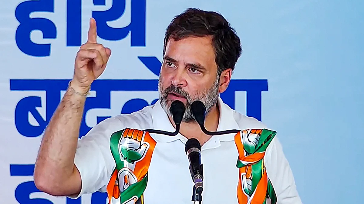 Congress leader Rahul Gandhi addresses a public meeting in Bikaner on 11 April (photo: PTI)