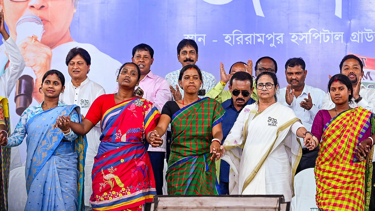CM Mamata Banerjee (in white) at a rally in South Dinajpur (photo: PTI)