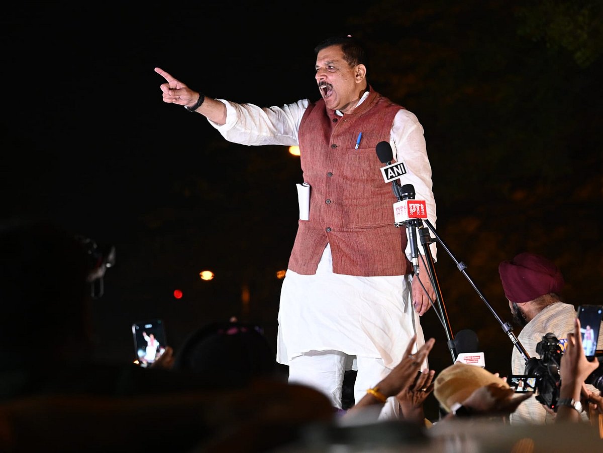 Jail ke taale tutenge, hamare saare neta chhutenge (Jail locks will break and all our leaders will come out)," Singh said (photo: Vipin/National Herald)