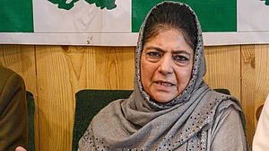 Omar Abdullah, Mehbooba Mufti concede defeat in LS polls
