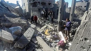 Sources said the bombing resulted in the killing of at least five Palestinians and the wounding of others (photo: IANS)