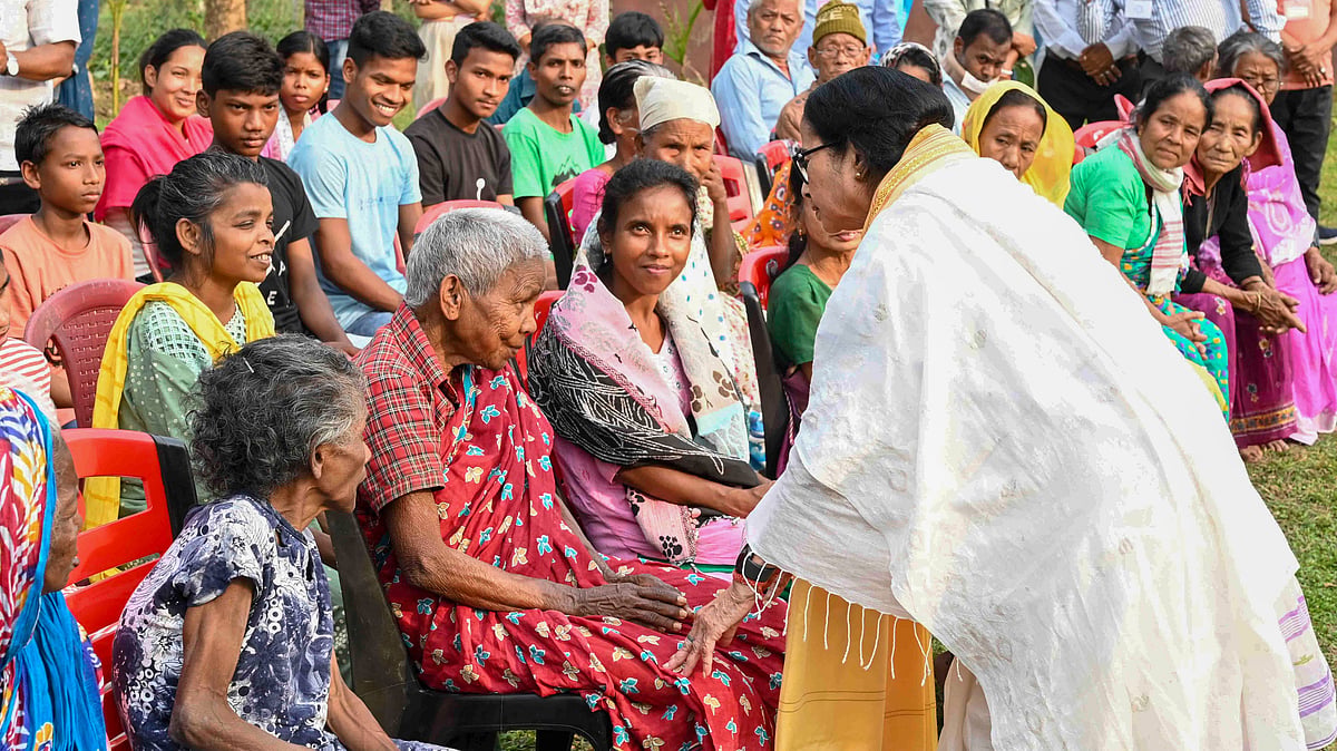 CM Mamata Banerjee interacts with the residents in Jalpaiguri on 2 April 