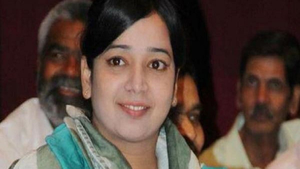 Delhi court modifies order to allow Ishrat Jahan to practise law beyond NCR