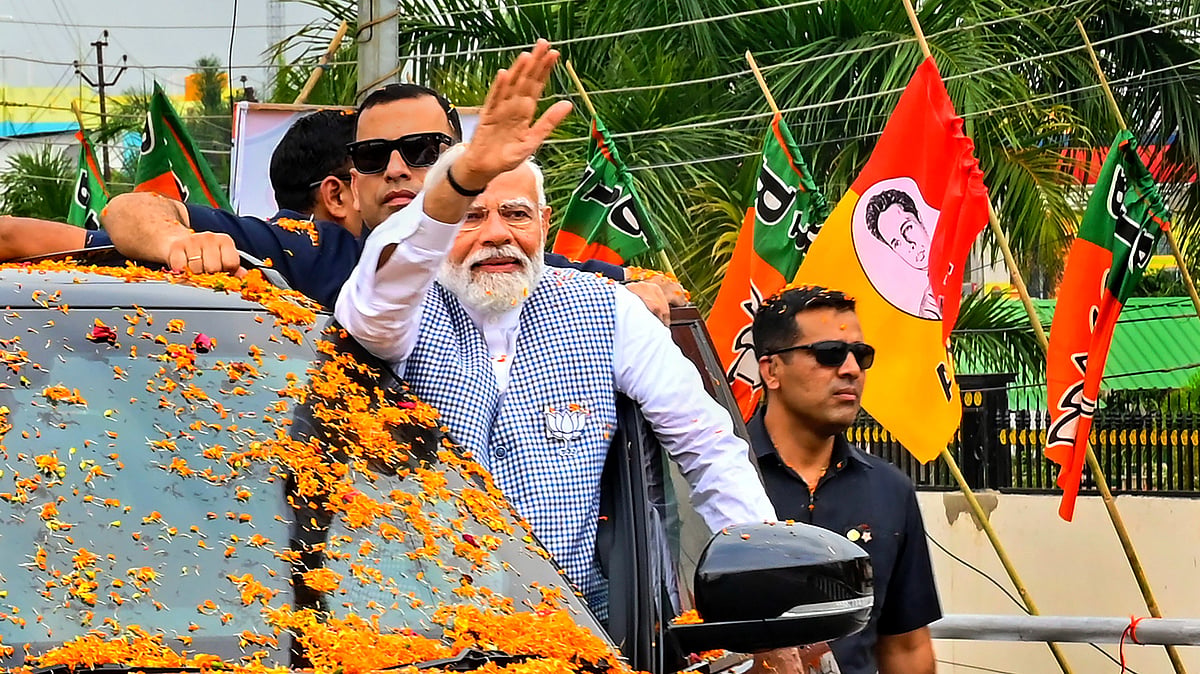 PM Modi campaigns in Agartala, Tripura (photo: PTI)