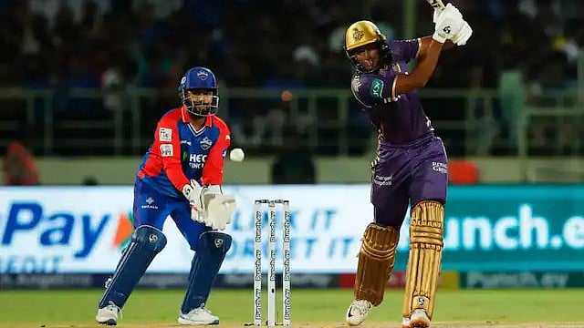 Angkrish Raghuvanshi in full flow vs Delhi Capitals on 2 April (photo: BCCI)