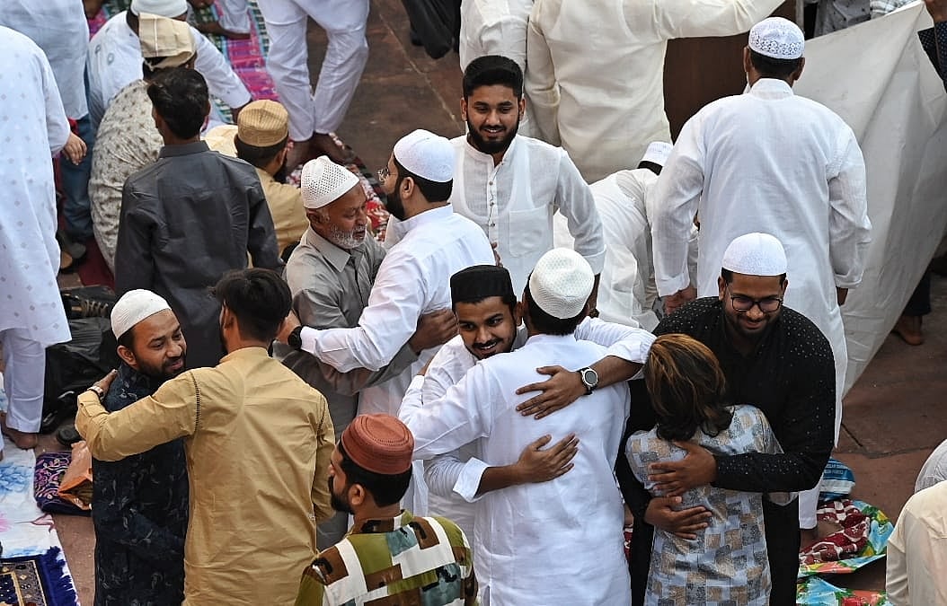 Eid-ul-Fitr, the 'festival of breaking the fast,' is a time of unity and gratitude at the conclusion of Ramzan (photo: Vipin/National Herald)
